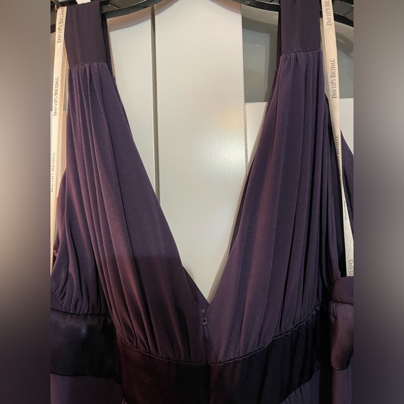 Stunning David's Bridal Gown for Just $25!" - Picture 6 of 9